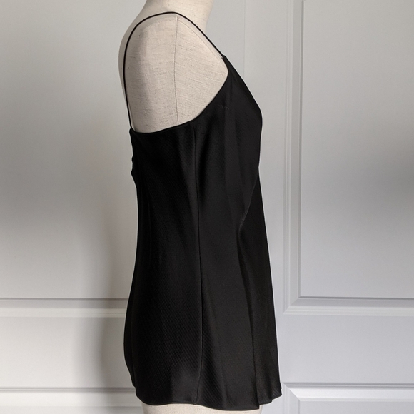 Theory Top Camisole V-Neck Sleeveless Silky Textured Lightweight Black L NWT - Picture 6 of 15